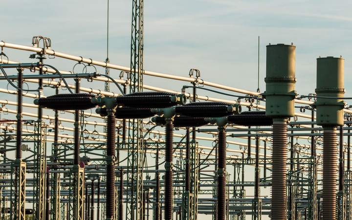 Sectionneurs et appareillage d’un poste électrique haute tension extérieur